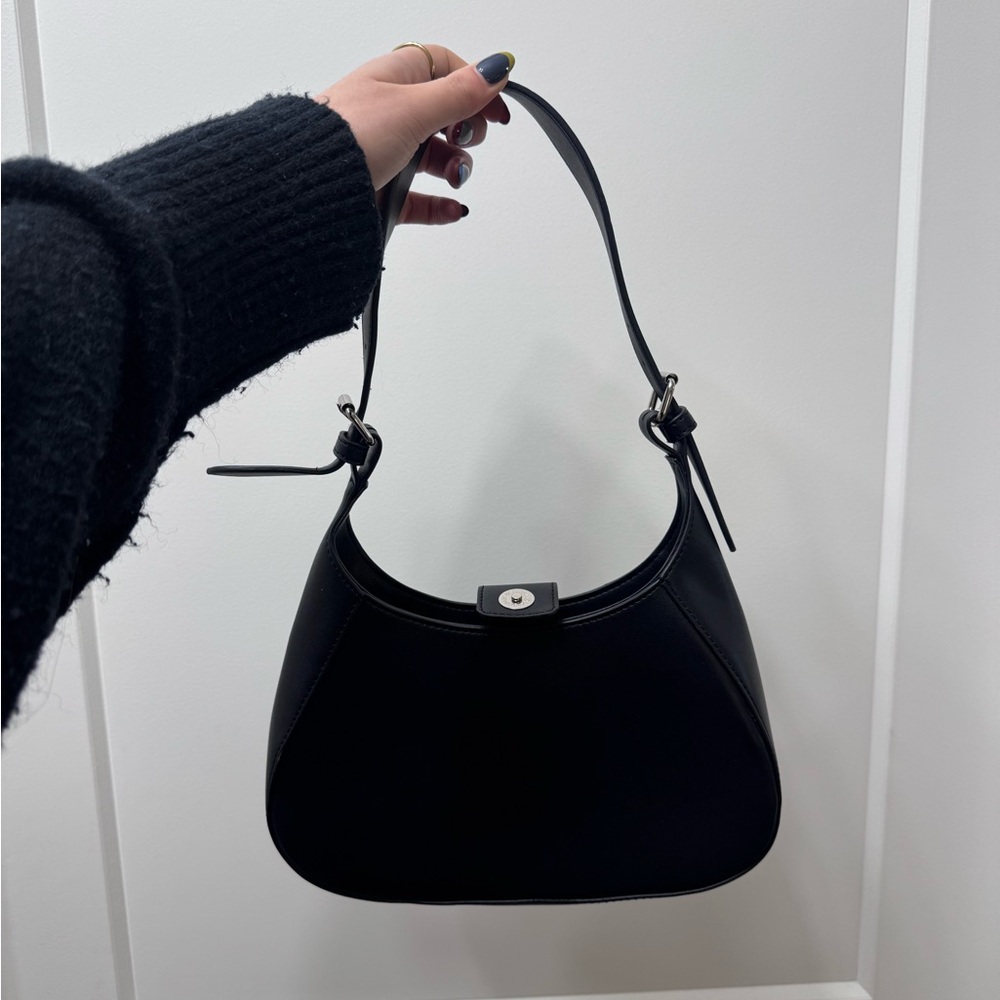 Joe Fresh Classic Black Shoulder Bag - Picture 1 of 4